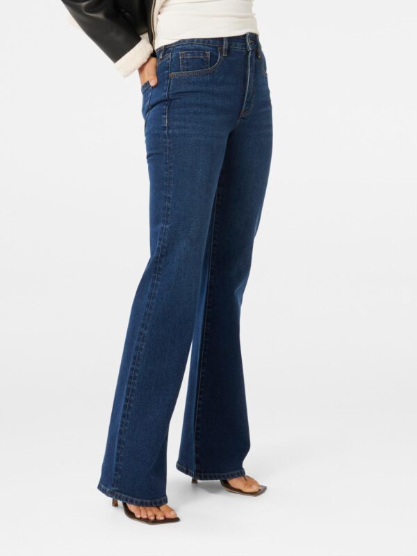 Kira Relaxed Flare Jeans
