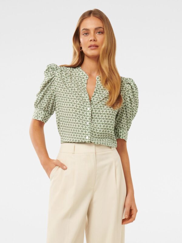Mandi Ruched Sleeve Shirt