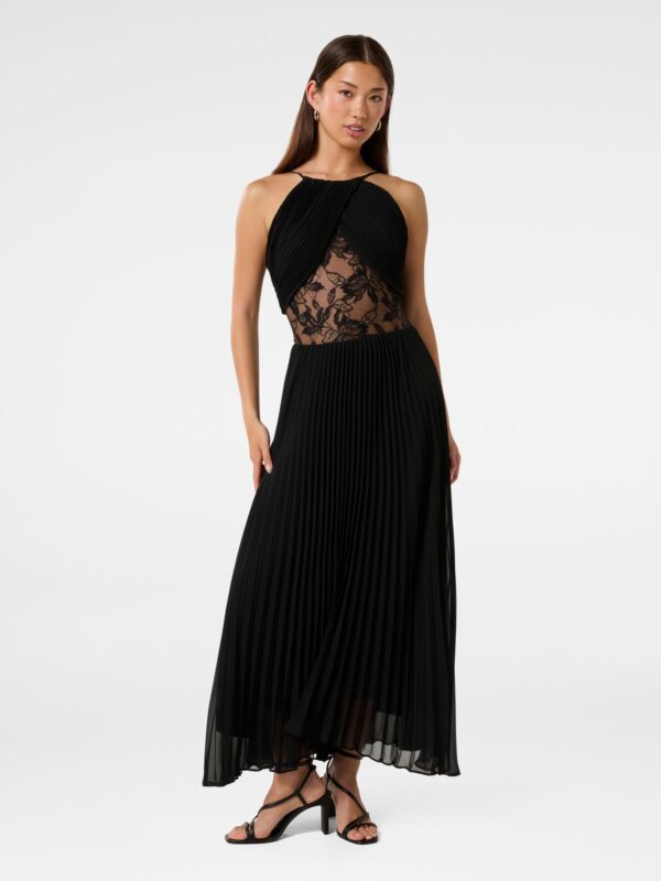Shenoah Lace Halter Neck Maxi